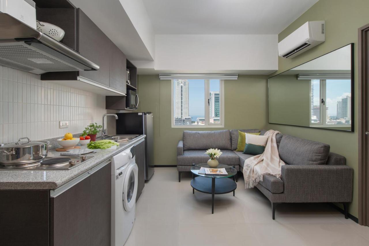 The Suites At Torre Lorenzo Malate - Managed By The Ascott Limited Манила Экстерьер фото